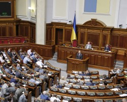 Рада поддержала закон о санкциях против РФ